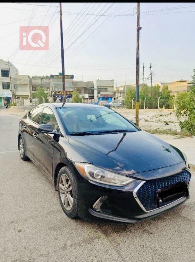 هیوندای ئەلەنترا